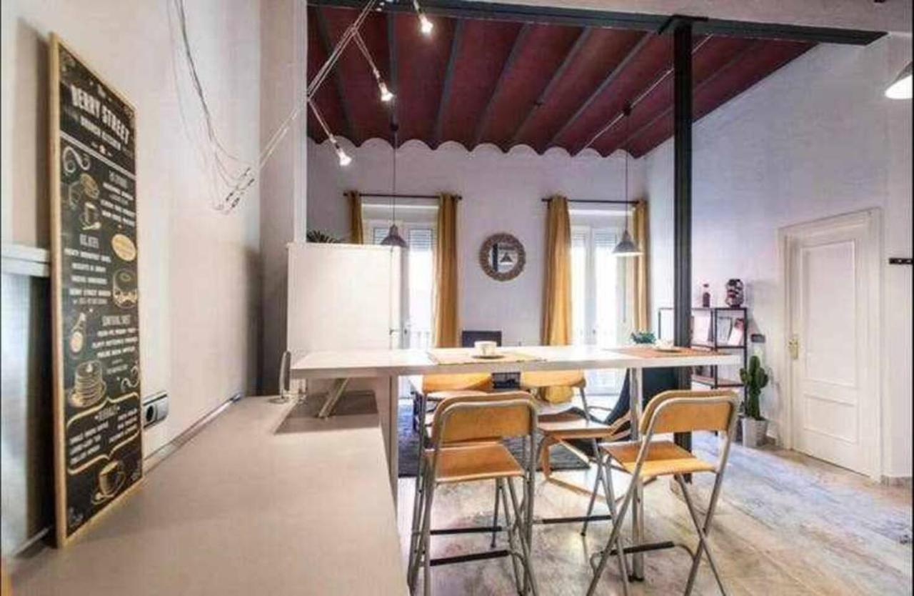 10 Min Walk To Giralda And Rooftop Sevilla Exterior foto